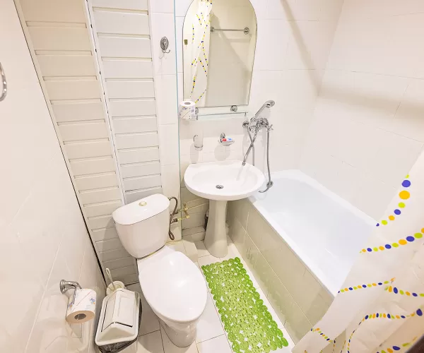 Двухместный однокомнатный номер Стандарт 1-й категории в 1 корпусе в санатории «Здоровье» в г. Железноводске - фотография