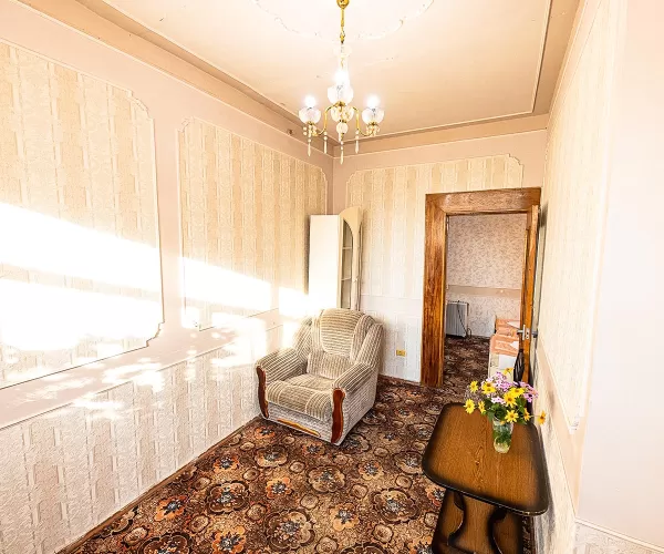 Двухместный двухкомнатный номер Стандарт 3-й категории во 2 корпусе в санатории «Здоровье» в г. Железноводске - фотография