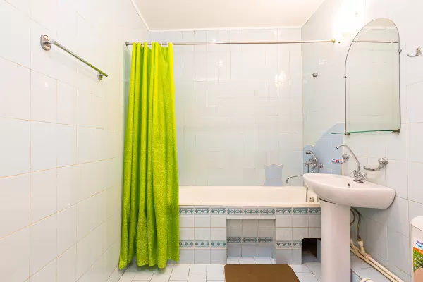 Двухместный двухкомнатный номер Стандарт в 1 корпусе в санатории «Здоровье» в г. Железноводске - фотография