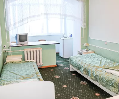 Двухместный однокомнатный номер Стандарт 2-й категории в 1 корпусе в санатории «Здоровье» в г. Железноводске - фотография